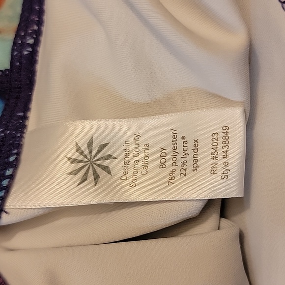 Athleta Floral Fade Sonar Capris Leggings Size Large - Picture 12 of 12